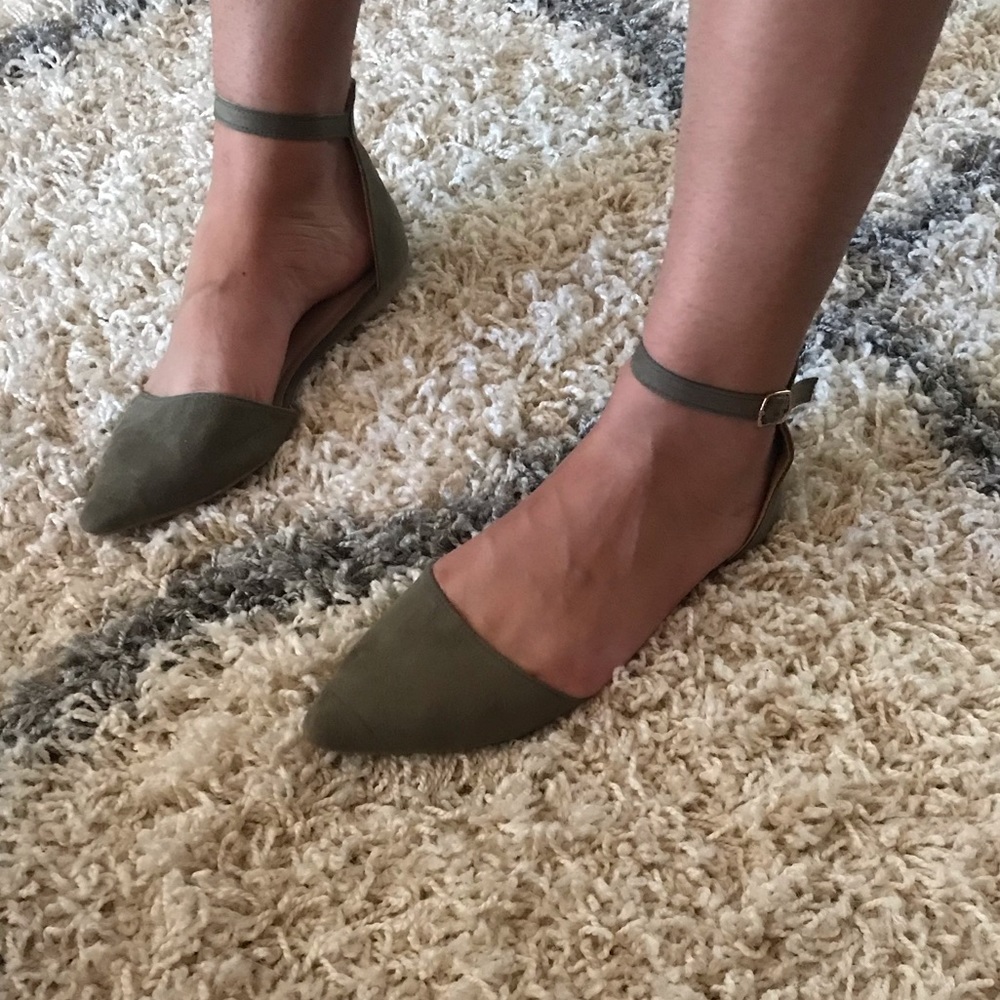 Charlotte Russe flats
